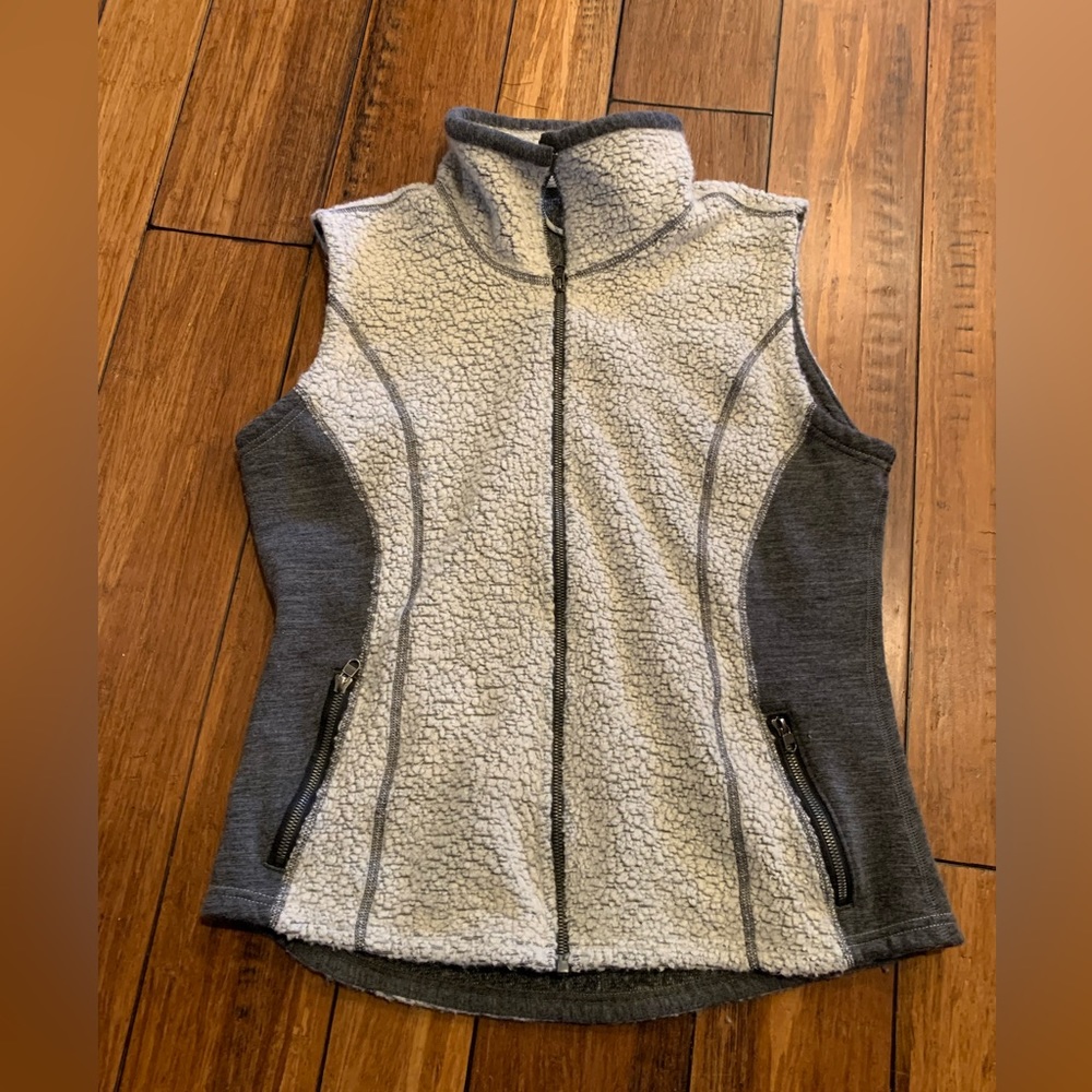 KUHL - Women’s L - wool blend vest